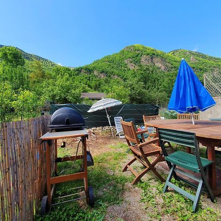 Maison Au Coeur Des Pyrenees Perles-et-Castelet Eksteriør billede