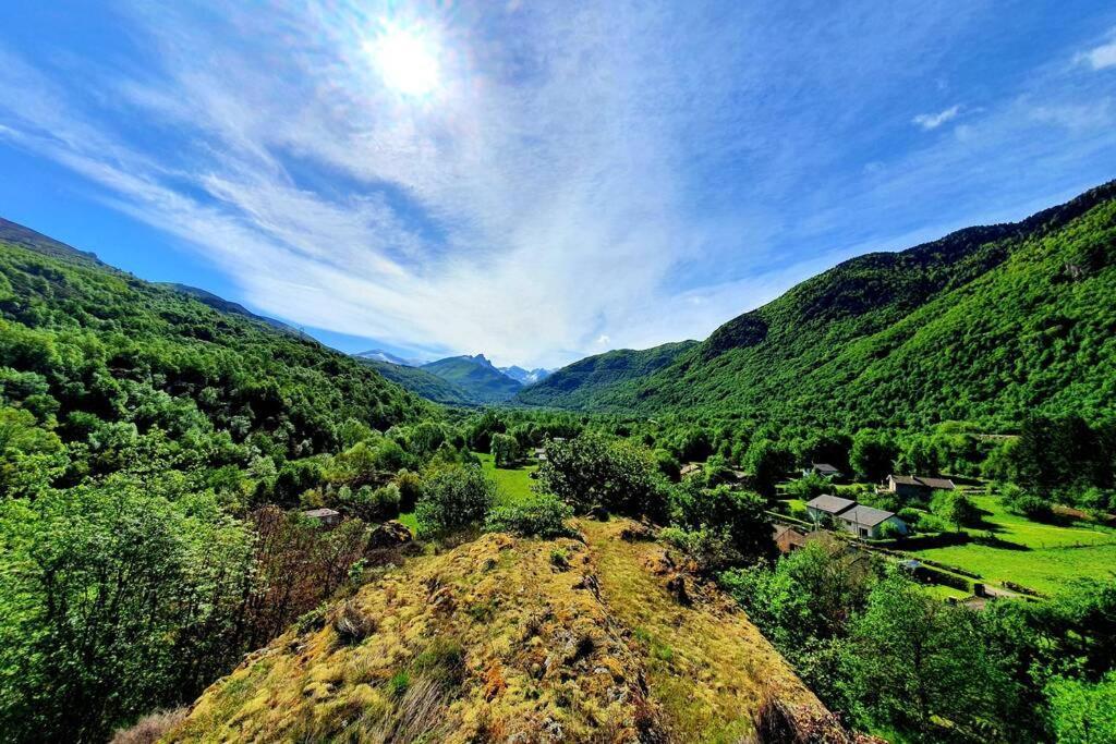 Maison Au Coeur Des Pyrenees Perles-et-Castelet Eksteriør billede