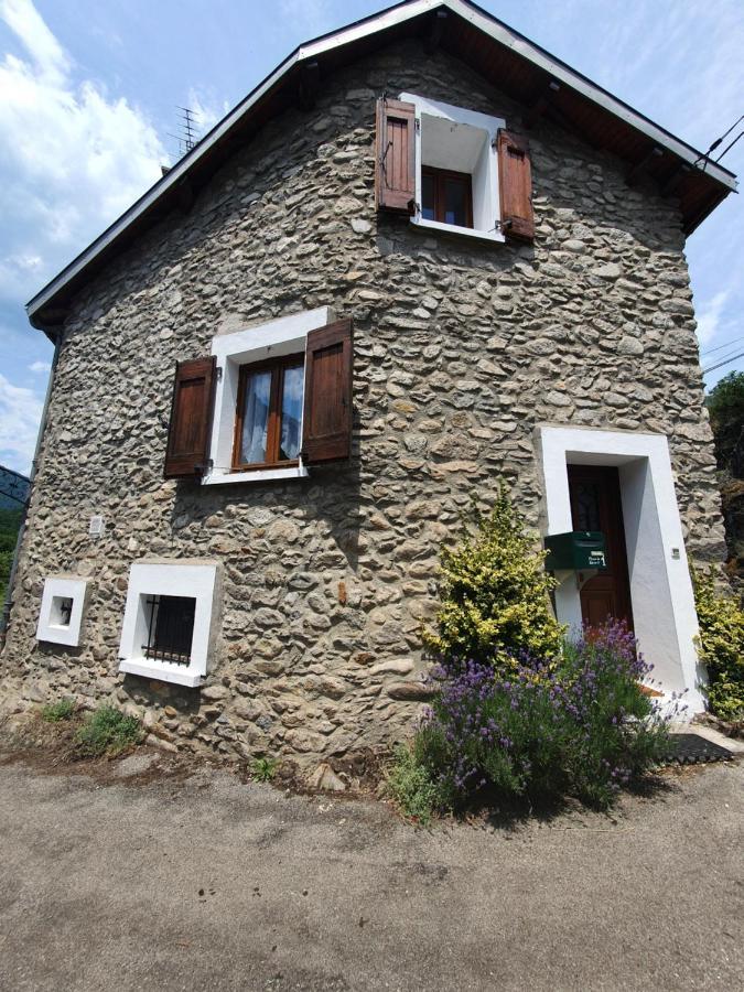 Maison Au Coeur Des Pyrenees Perles-et-Castelet Eksteriør billede
